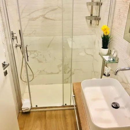 Kambal Luxury בית הארחה