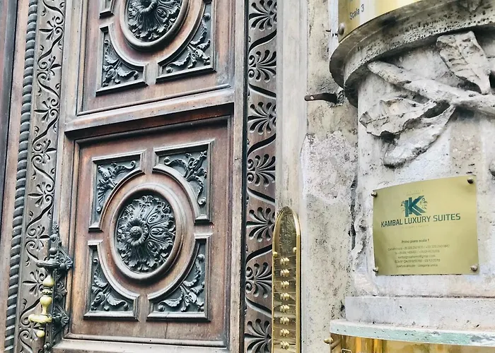 Kambal Luxury Pensión 4*